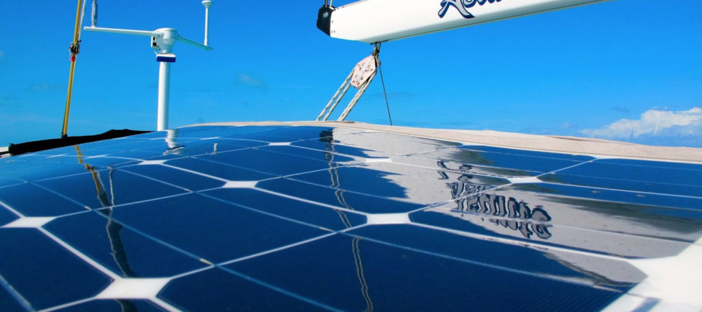 Solar sailing. Яхта на солнечных батареях.